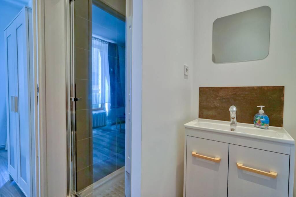 Studio Charmant Au Coeur Du Vieux Corbeil Corbeil-Essonnes Εξωτερικό φωτογραφία